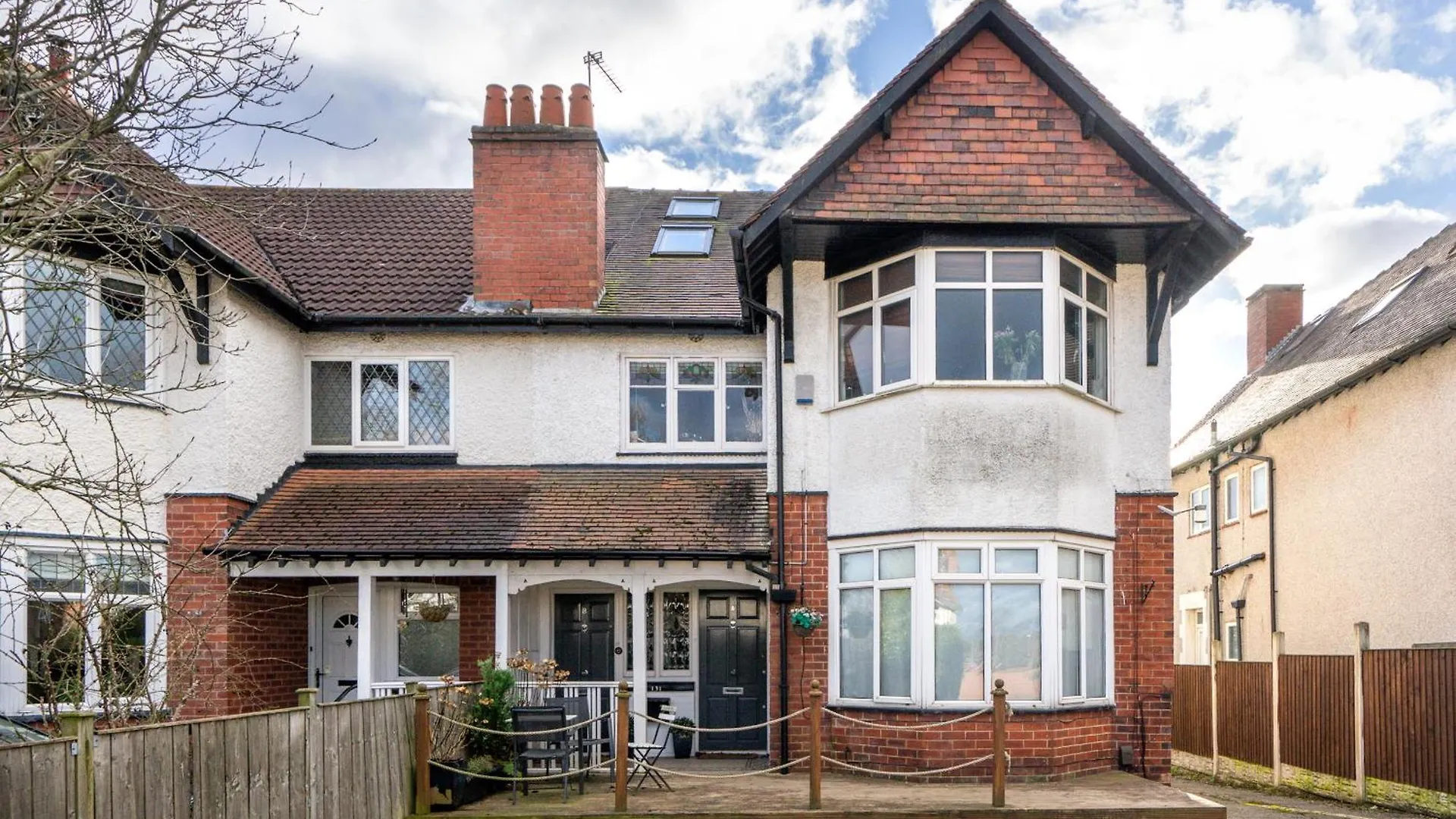 Beautiful 2 Bedroom Flat On Street Lane Leeds  United Kingdom